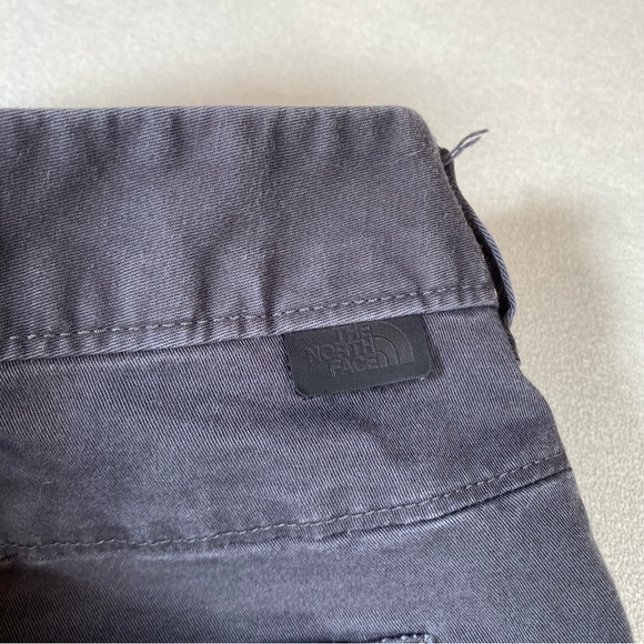 THE NORTH FACE MENS CHINO SHORTS SIZE 36 - Picture 5 of 9